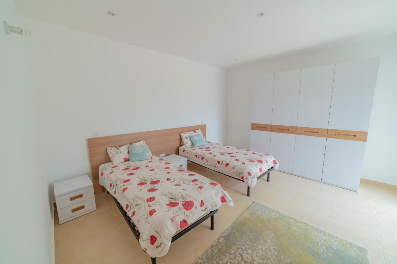 Luxury Seaview & Pool-Hosted By Sweetstay Mellieha Exterior photo